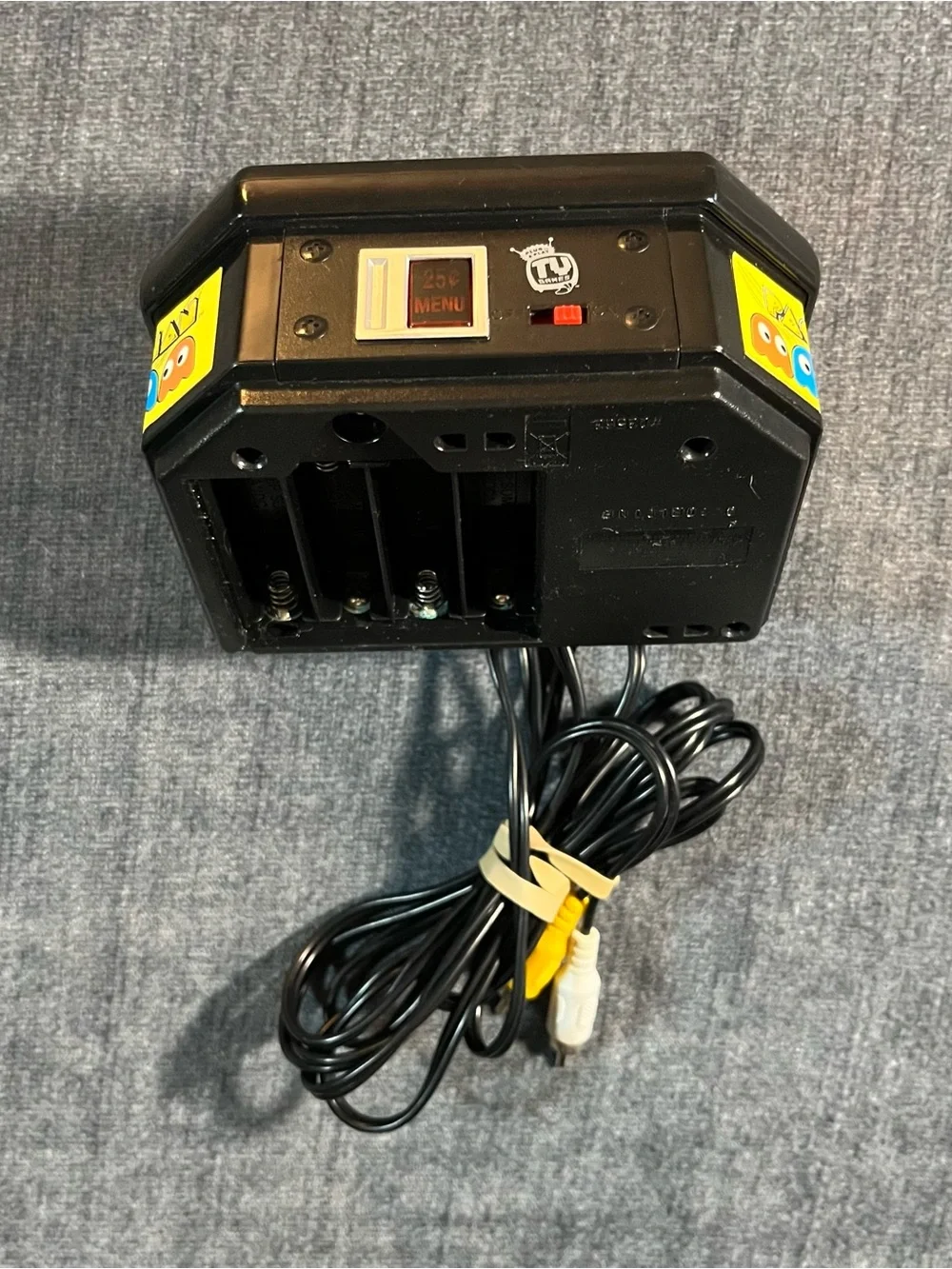 Jakks Pacific 2009 Pac-Man Arcade Controller Plug-n-Play Video Game TV